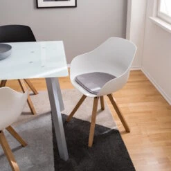 SKELDE Armlehnenstuhl 2er-Set -Einrichtungsgeschäft 71000328 1